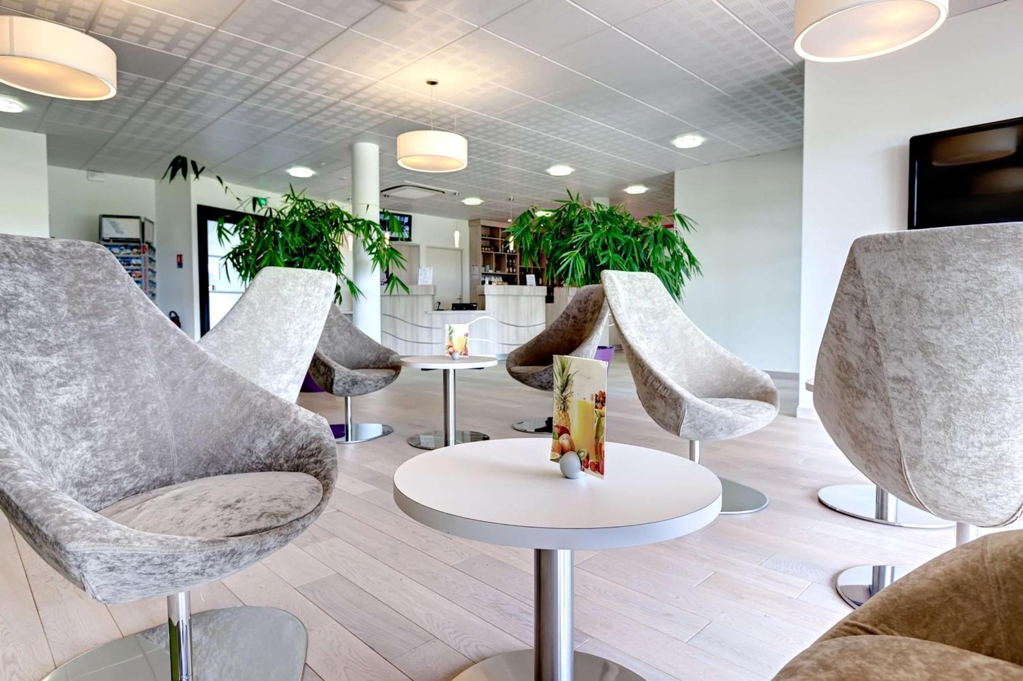 Brit Hotel Vendee Mer Les Achards  المظهر الخارجي الصورة